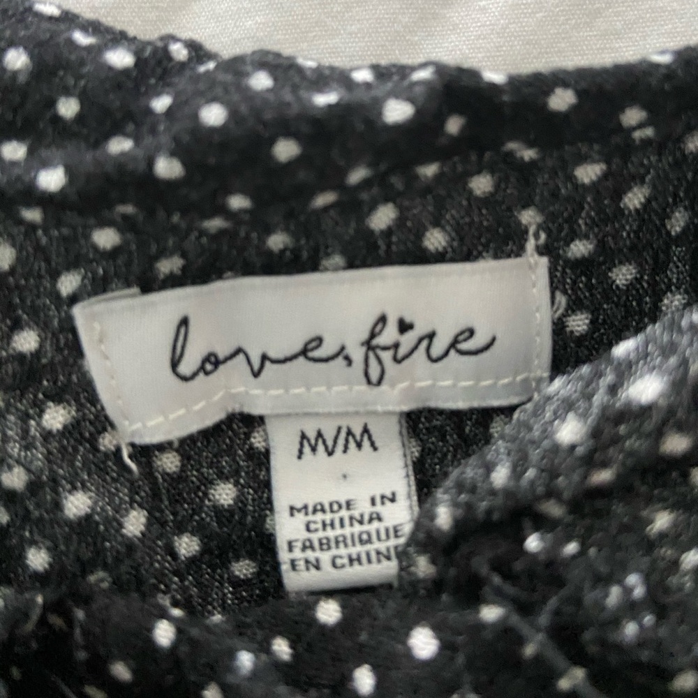 Top - Picture 2 of 3